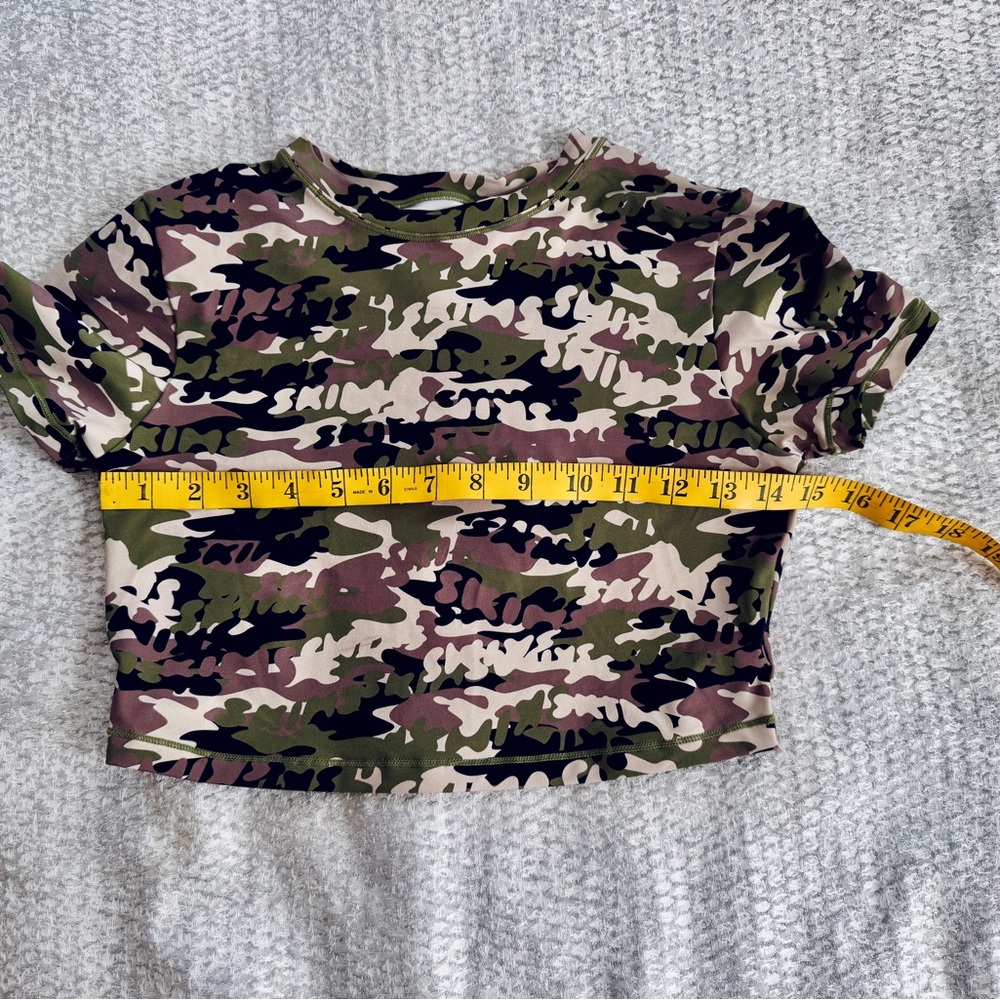 Skims Camouflage swim Crop Top - Green and Brown - Picture 3 of 6